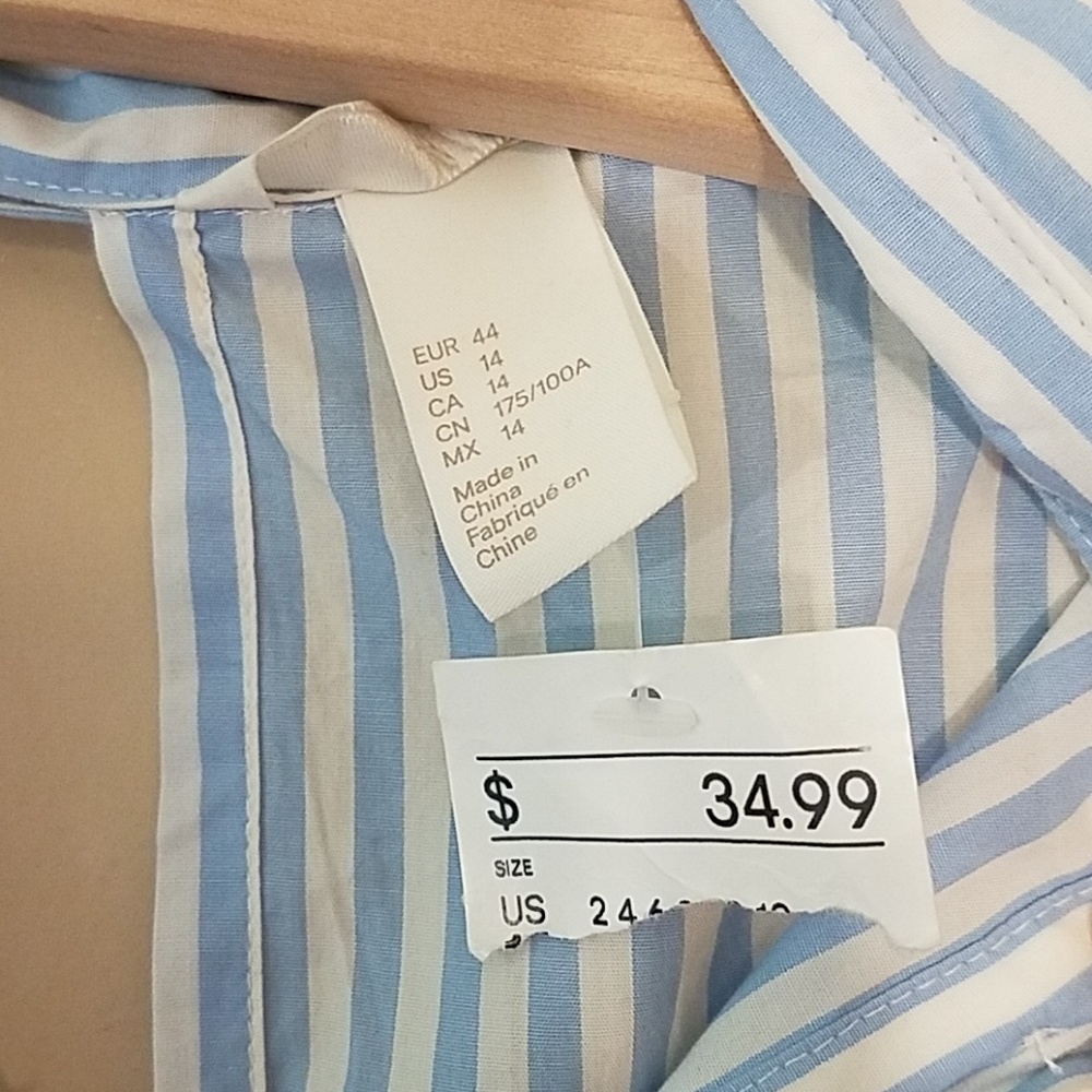 H&m blue and white vertical stripe button down - Picture 4 of 8